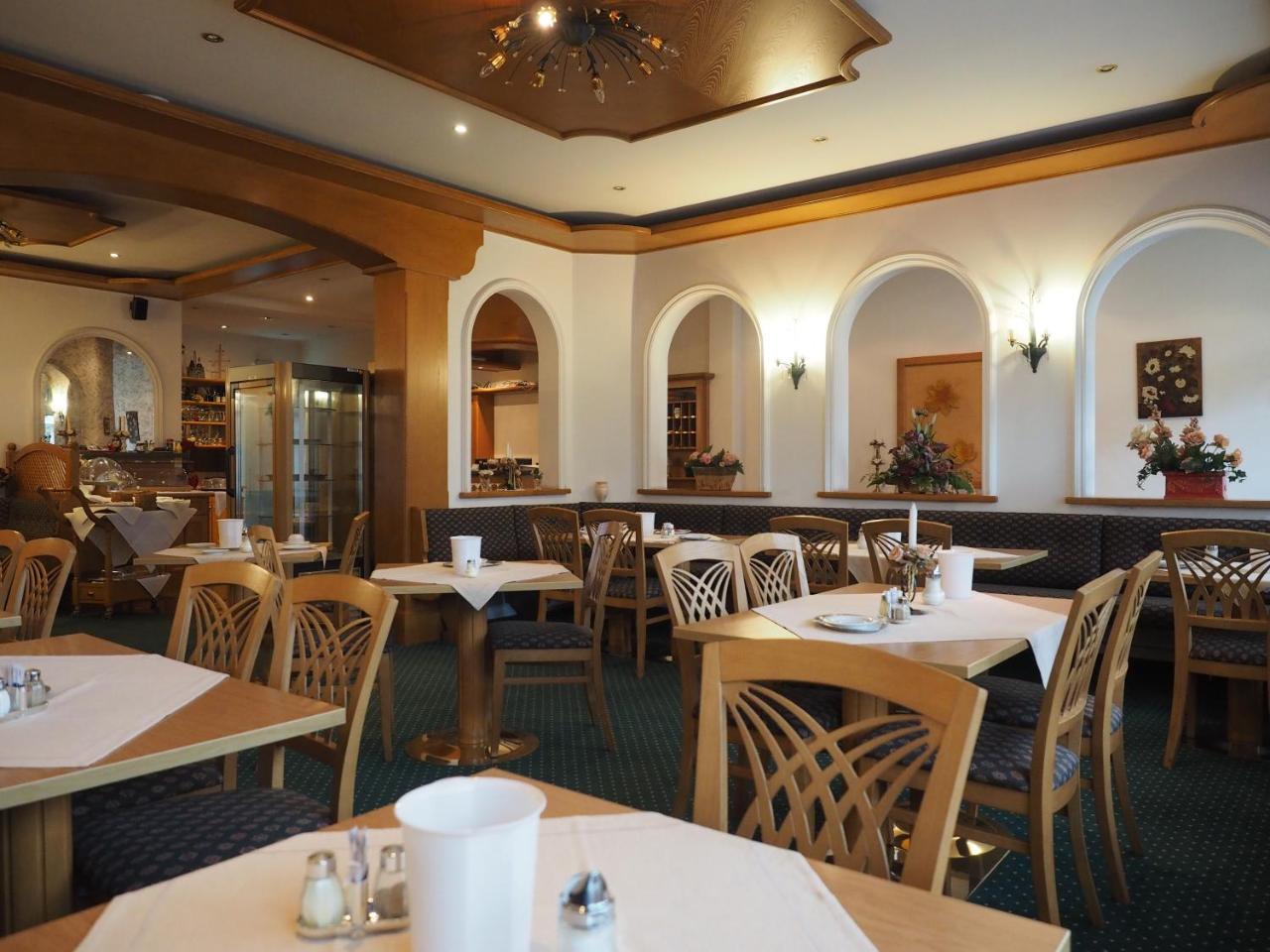 Hotel Central Bergheim  Ngoại thất bức ảnh